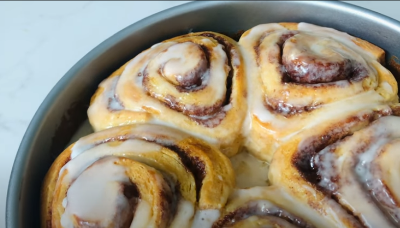 tiktok cinnamon roll recipe