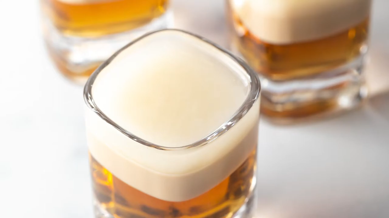 Buttery Nipple recipe